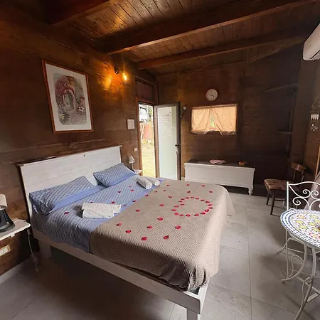 Le Dimore Del Sarto 住宿加早餐酒店 滨海波利尼亚诺